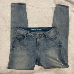 Old Navy Rockstar Mid-Rise Distressed Jean - Sz 6P